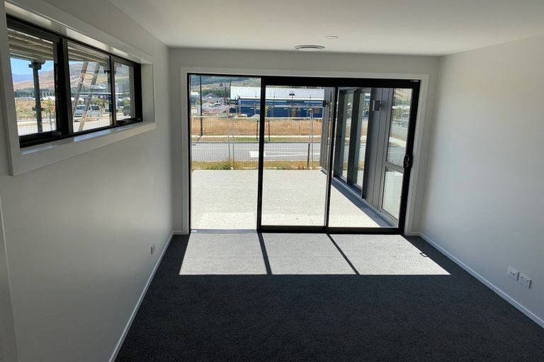 Photo of property in 69 Shepherd Road, Jacks Point, Queenstown, 9371