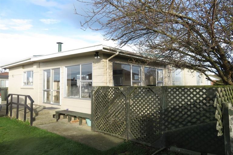 Photo of property in 9 Lock Street, Gore, 9710