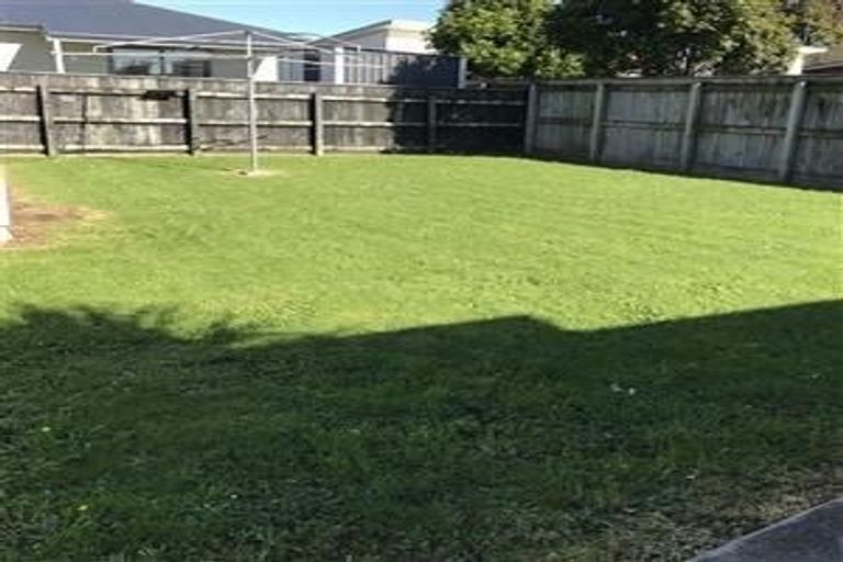 Photo of property in 2 Rutland Street, Levin, 5510