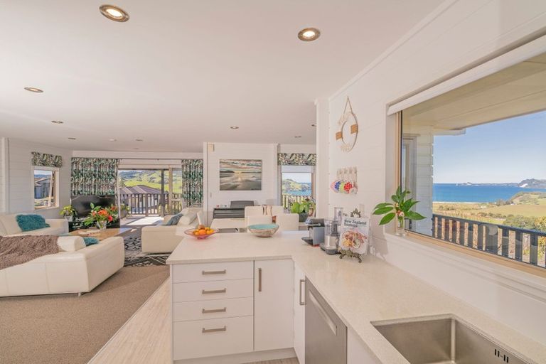 Photo of property in 143 Centennial Drive, Whitianga, 3510