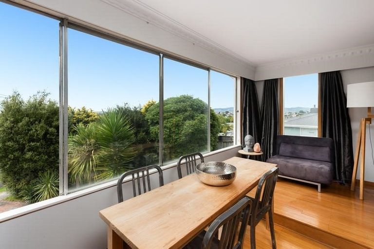 Photo of property in 130 Bellevue Road, Brookfield, Tauranga, 3110