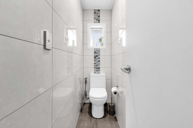 Photo of property in 1/5 Huia Road, Papatoetoe, Auckland, 2025