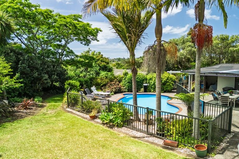 Photo of property in 90 Kemp Road, Kerikeri, 0230