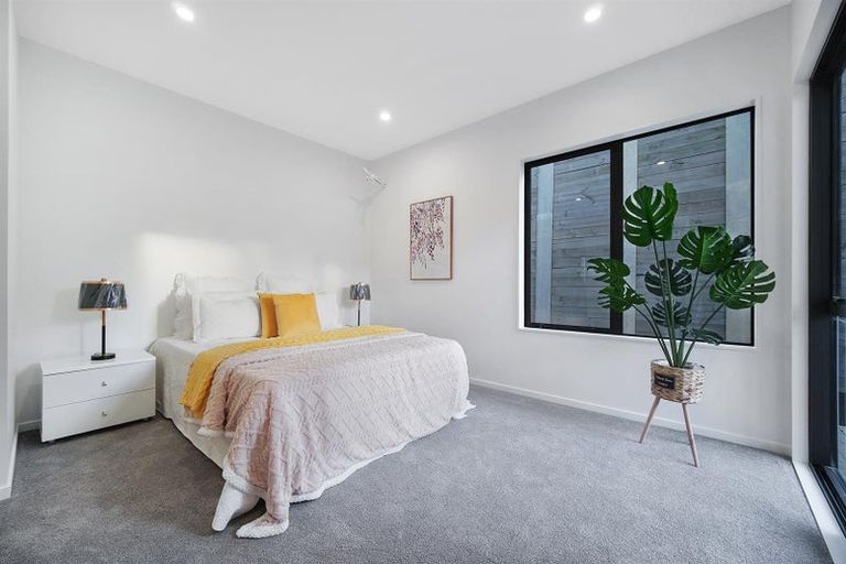 Photo of property in 71 Puwha Street, Massey, Auckland, 0614