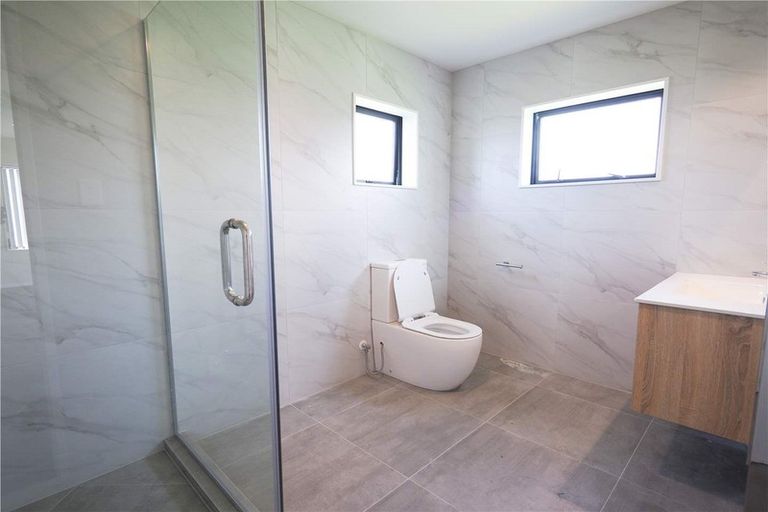 Photo of property in 24c Poinsettia Place, Henderson, Auckland, 0610