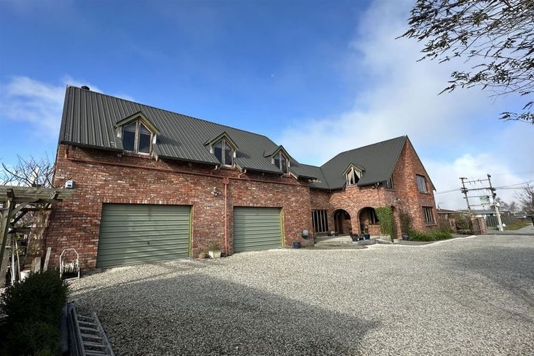 Photo of property in 20 Saint Leonards Road, Temuka, 7920