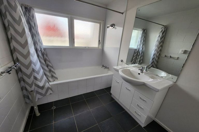 Photo of property in 11/6-8 Keys Street, Elderslea, Upper Hutt, 5018