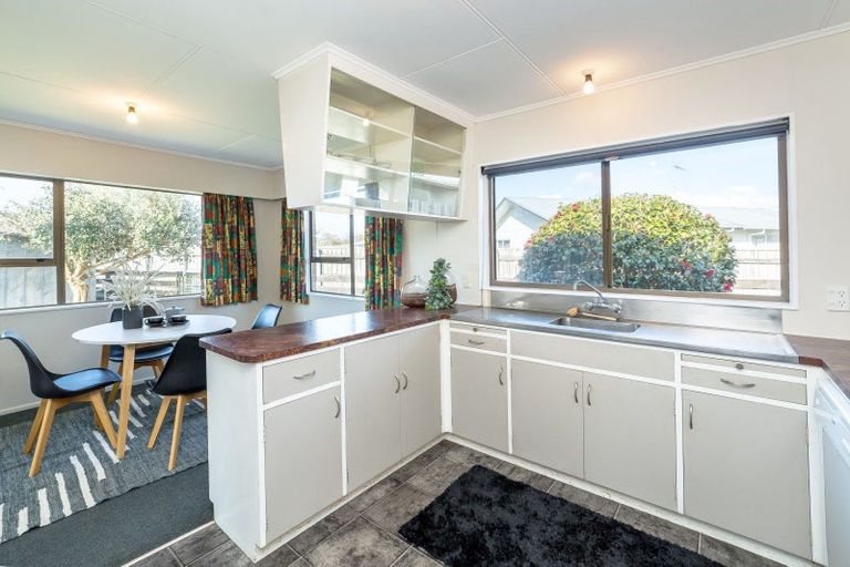 Photo of property in 20 Fisher Place, Carterton, 5713