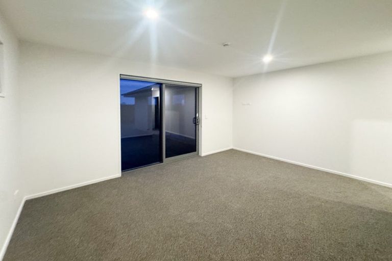 Photo of property in 67 Mehrtens Crescent, Woodend, 7691