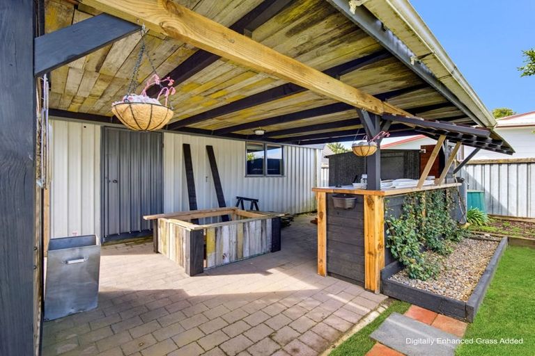Photo of property in 22 Browning Street, Leamington, Cambridge, 3432