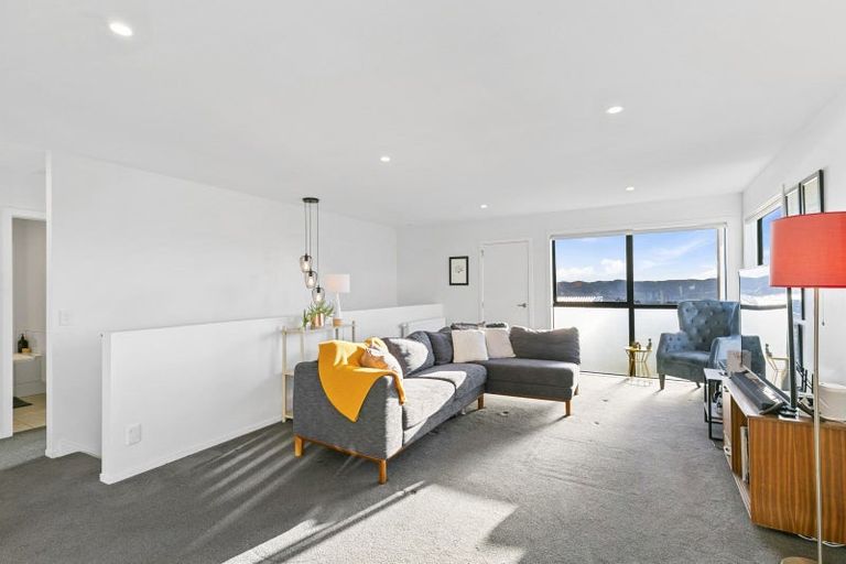 Photo of property in 30 Tea Tree Lane, Woodridge, Wellington, 6037