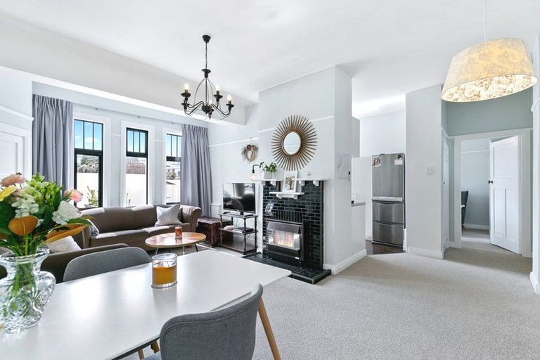 Photo of property in 3/24 Elizabeth Street, Mount Victoria, Wellington, 6011