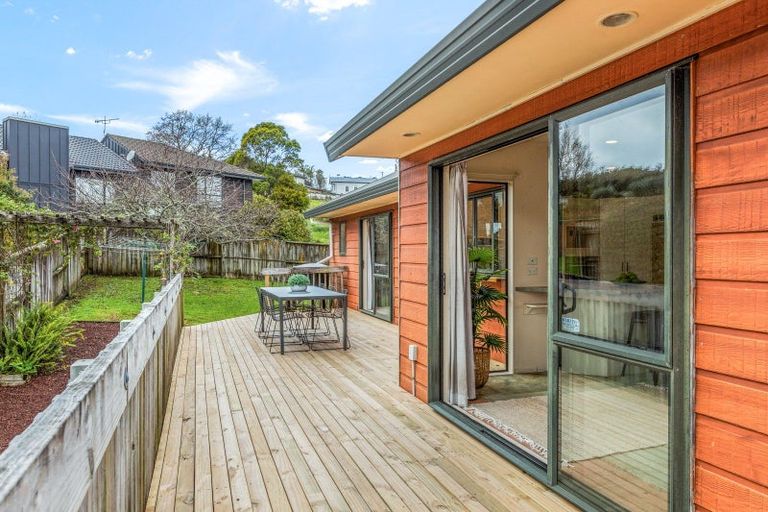 Photo of property in 47 Jelas Road, Red Beach, 0932