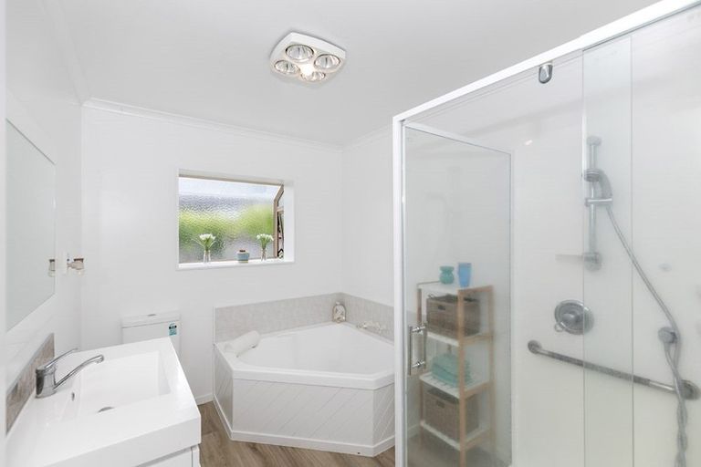 Photo of property in 11 Pascal Place, Flagstaff, Hamilton, 3210