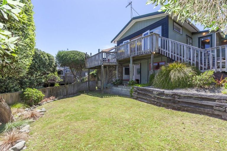Photo of property in 12 Karekare Road, Raumati South, Paraparaumu, 5032