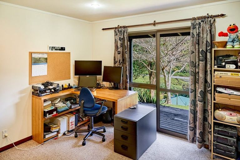 Photo of property in 850a Paekakariki Hill Road, Paekakariki Hill, Porirua, 5381