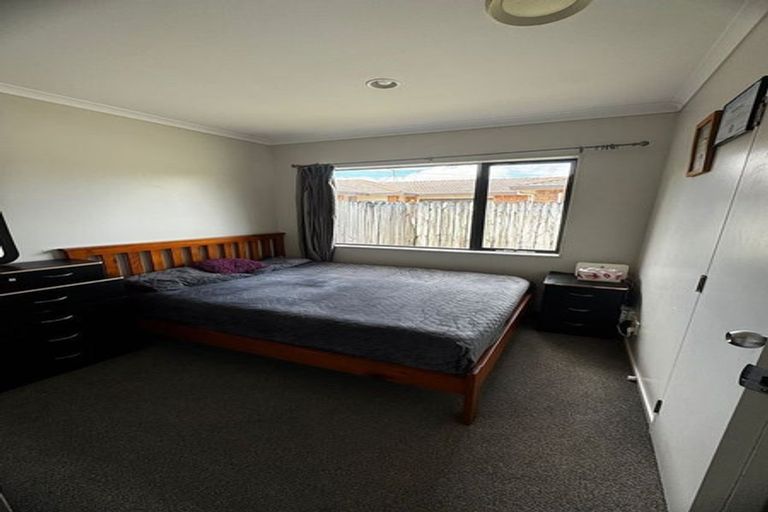 Photo of property in 22 Carrick Glen Avenue, Flat Bush, Auckland, 2019