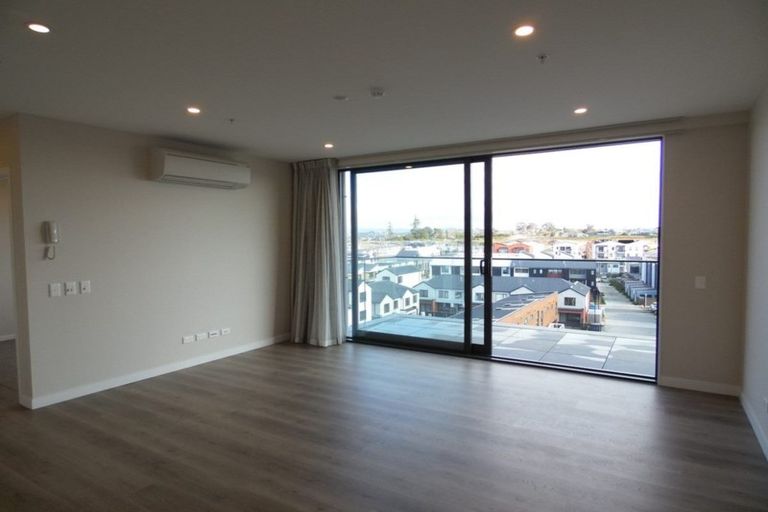 Photo of property in 401/57 Mapou Road, Hobsonville, Auckland, 0616