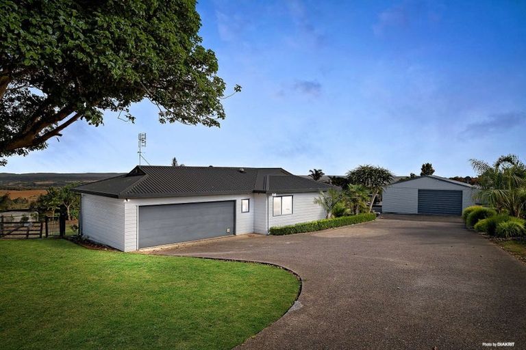 Photo of property in 63 Paparata Road, Bombay, 2675