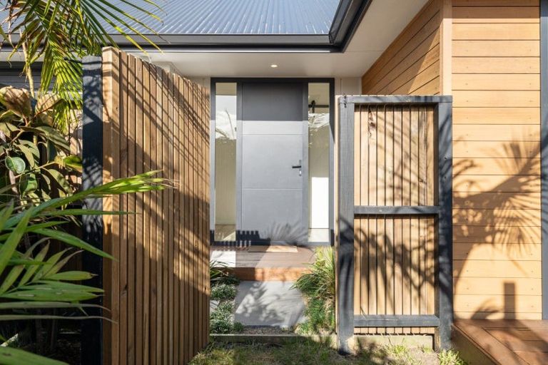 Photo of property in 8 Huanui Close, Papamoa Beach, Papamoa, 3118