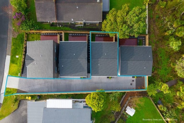 Photo of property in 25c Lavery Place, Sunnynook, Auckland, 0632