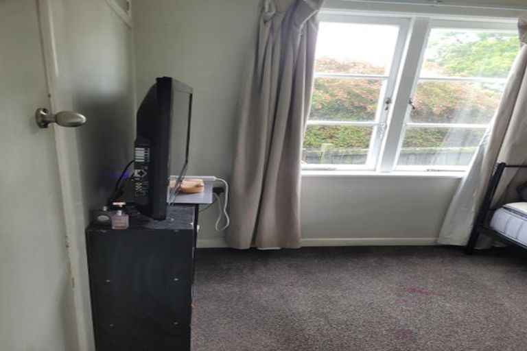 Photo of property in 1/72 Gloucester Road, Manurewa, Auckland, 2102