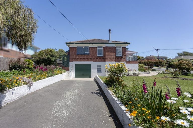Photo of property in 1 Queens Crescent, Oamaru, 9400