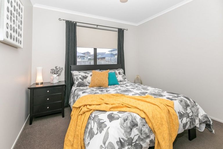 Photo of property in 16 Evergreen Rise, Grandview Heights, Hamilton, 3200