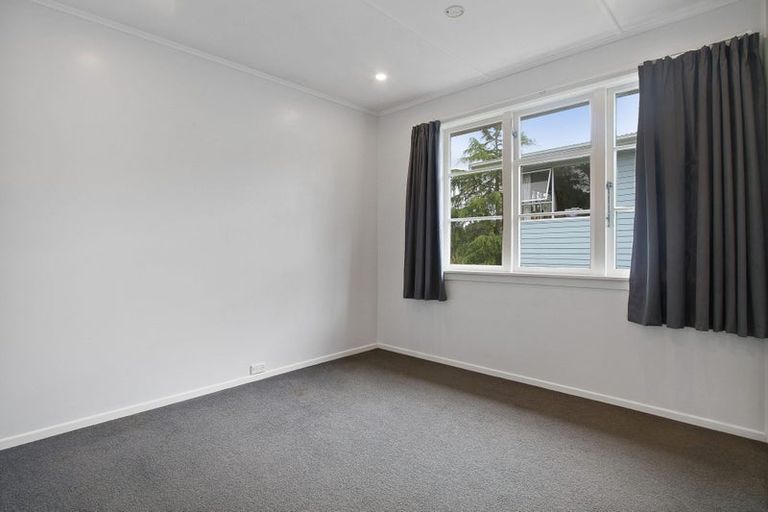 Photo of property in 28 Northfield Road, Waitakere, Auckland, 0816