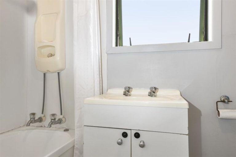 Photo of property in 18 Hunt Crescent, Hillcrest, Rotorua, 3015