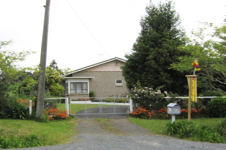 Photo of property in 783 Old North Road, Waimauku, 0882