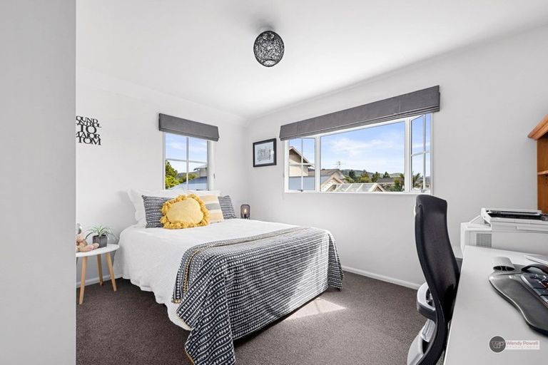 Photo of property in 10a Kauri Street, Woburn, Lower Hutt, 5011