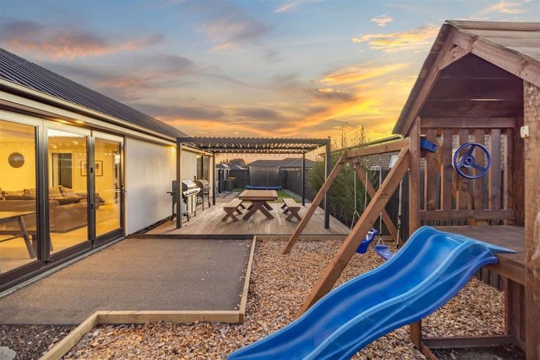 Photo of property in 79 Prestons Park Drive, Marshland, Christchurch, 8083