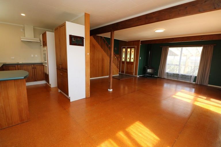 Photo of property in 37 Thomas Place, Foxton Beach, Foxton, 4815