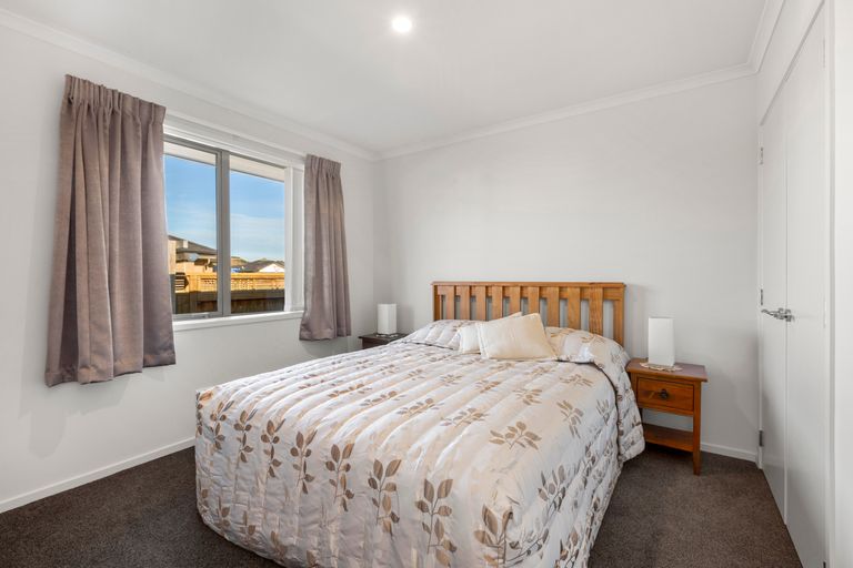 Photo of property in 4 Plescher Crescent, Leamington, Cambridge, 3432