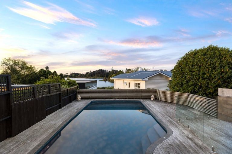 Photo of property in 34 Lake Crescent, Hamilton Lake, Hamilton, 3204