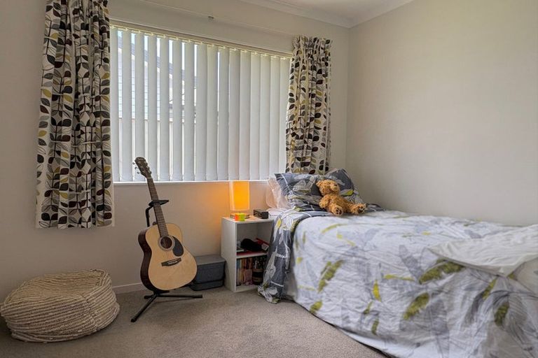 Photo of property in 2/77 Main Road, Wainuiomata, Lower Hutt, 5014