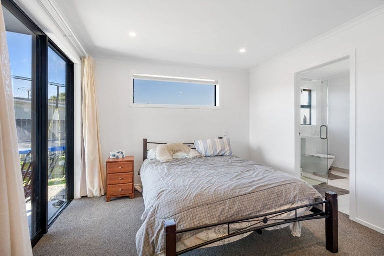 Photo of property in 2 Tupeia Lane, Tikipunga, Whangarei, 0112