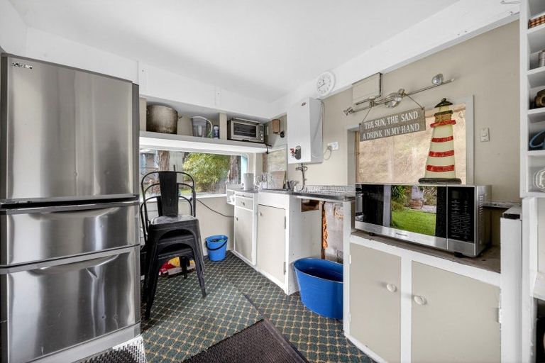 Photo of property in 5528 Castlepoint Road, Tinui, Masterton, 5889