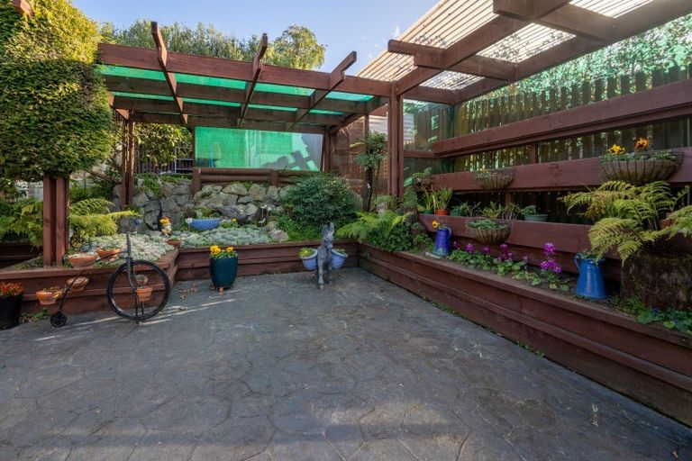 Photo of property in 2 D'urville Rise, Richmond, 7020