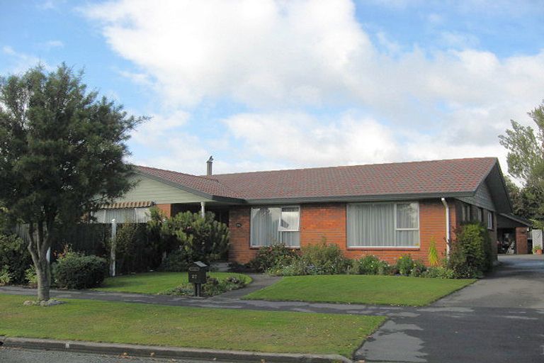 Photo of property in 27 Sayers Crescent, Ilam, Christchurch, 8041