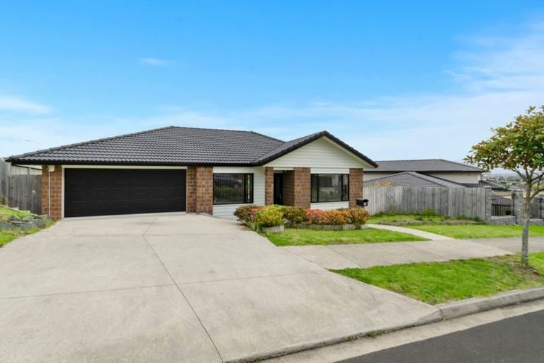 Photo of property in 31 Kirikiri Drive, Papakura, 2110
