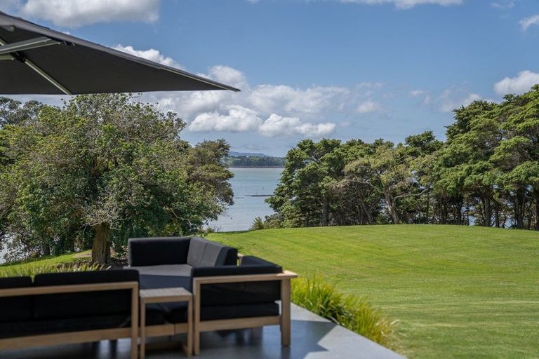 Photo of property in 657 Pukapuka Road, Pohuehue, Warkworth, 0983