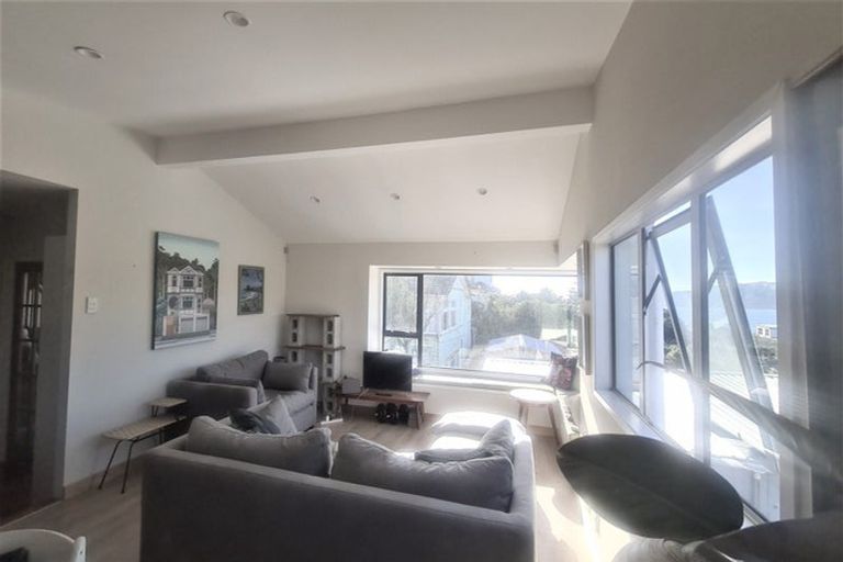 Photo of property in 27 Terrace Road, Titahi Bay, Porirua, 5022
