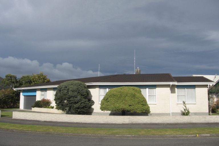 Photo of property in 44 Orr Crescent, Hutt Central, Lower Hutt, 5011
