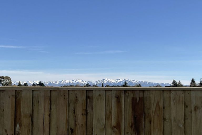 Photo of property in 15 Garden Road, Darfield, 7571