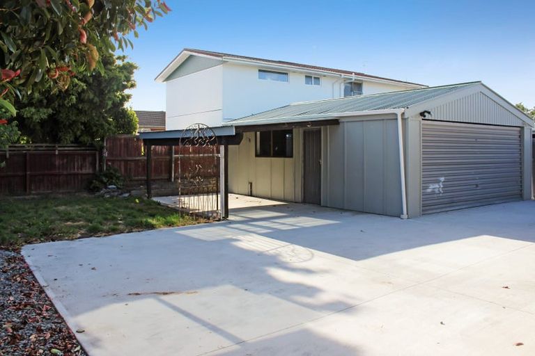 Photo of property in 111 Gayhurst Road, Dallington, Christchurch, 8061