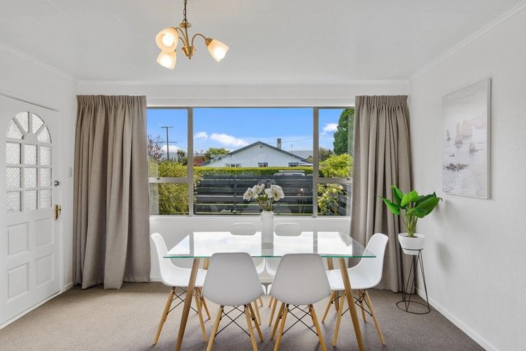 Photo of property in 2 Queen Street, Springfield, 7681