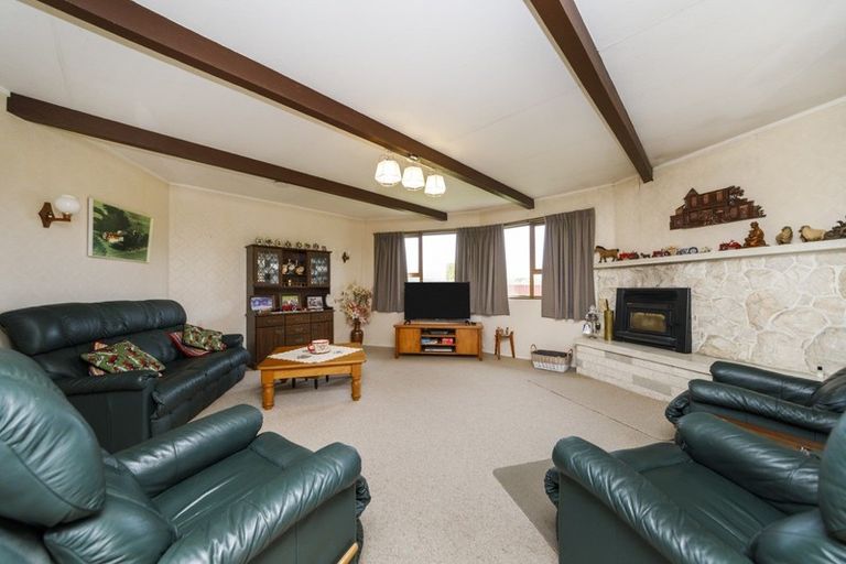 Photo of property in 36 Puketotara Road, Rangiotu, Palmerston North, 4477