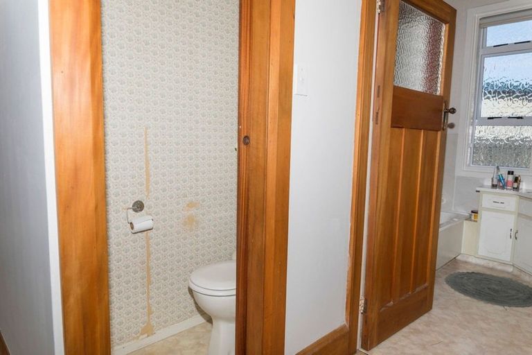 Photo of property in 5 Alexandra Street, Dannevirke, 4930